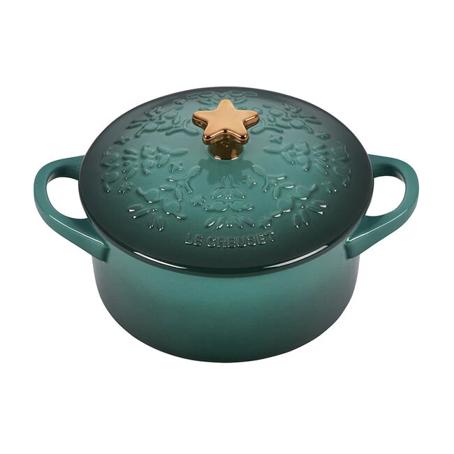 Le Creuset Noël Collection Mini Cocotte With Star Knob 7 Le Creuset Noël Collection Mini Cocotte With Star Knob - Image 7