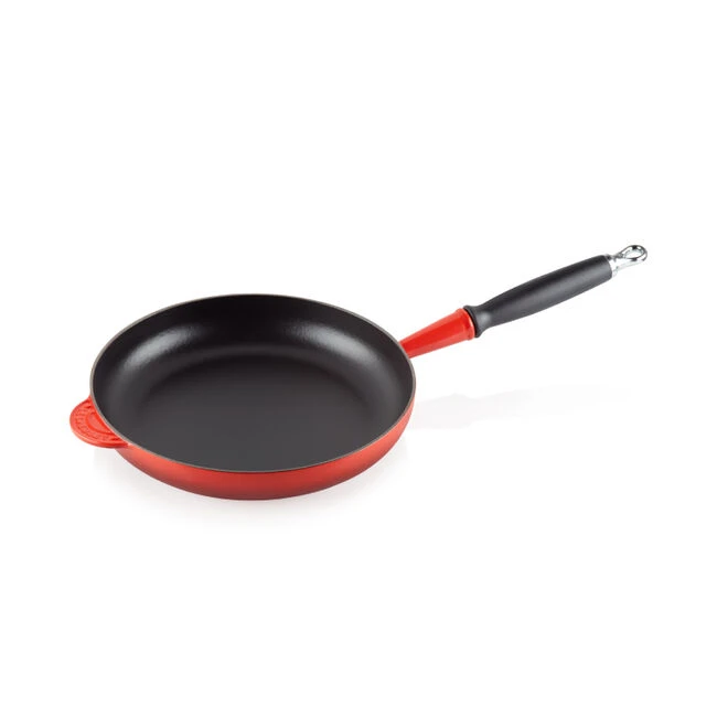 Le Creuset Phenolic Handle Fry Pan 1 Le Creuset Phenolic Handle Fry Pan