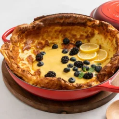 Le Creuset Braiser 28 Le Creuset Braiser -Le Creuset 3.5qt BraiserDetail 4