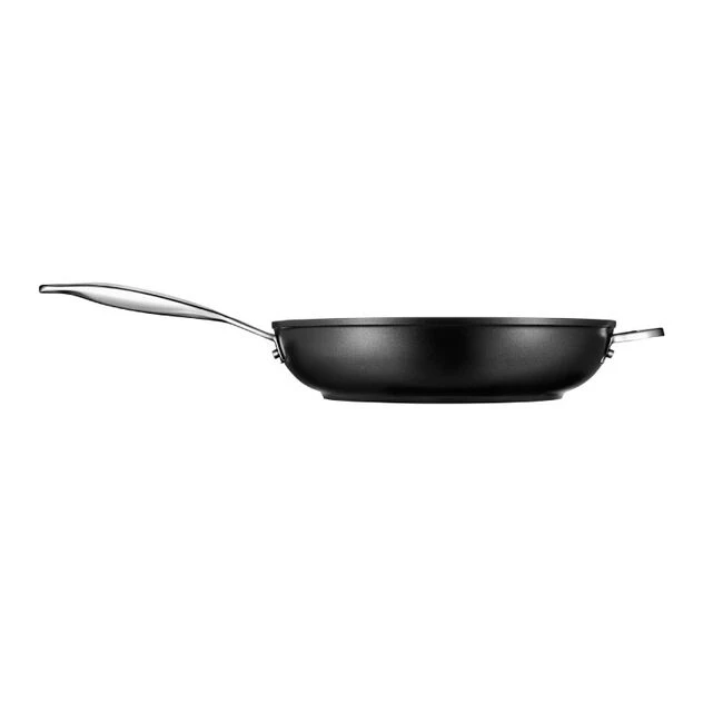 Le Creuset Toughened Nonstick PRO Deep Fry Pan 7 Le Creuset Toughened Nonstick PRO Deep Fry Pan - Image 7