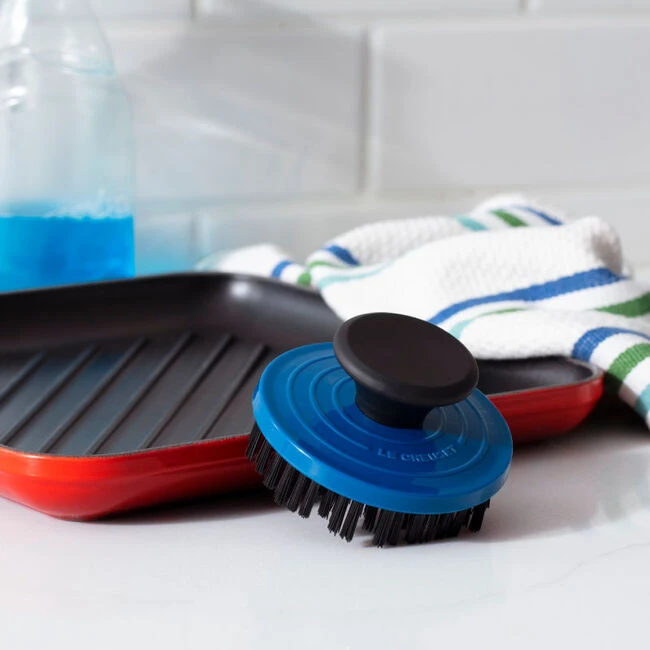 Le Creuset Grill Pan Brush 1 Le Creuset Grill Pan Brush