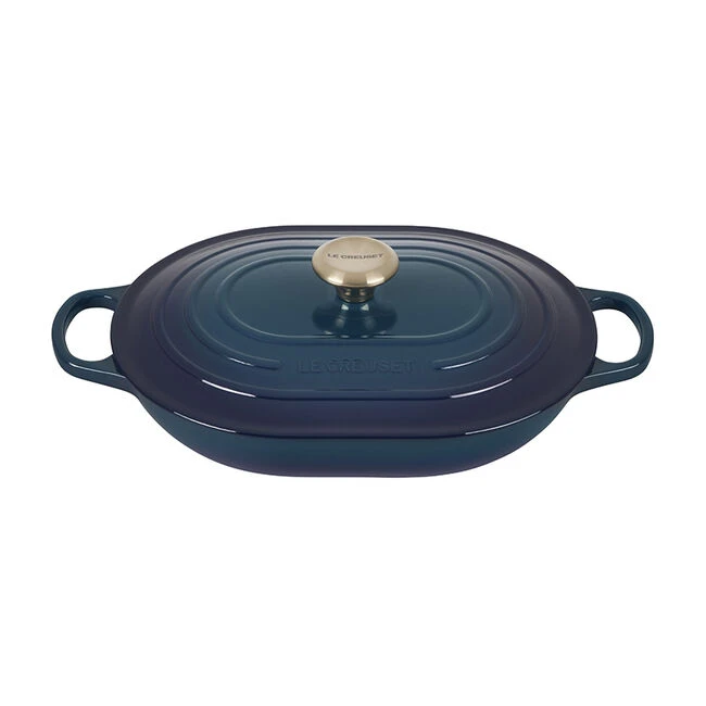 Le Creuset Signature Oval Casserole 1 Le Creuset Signature Oval Casserole