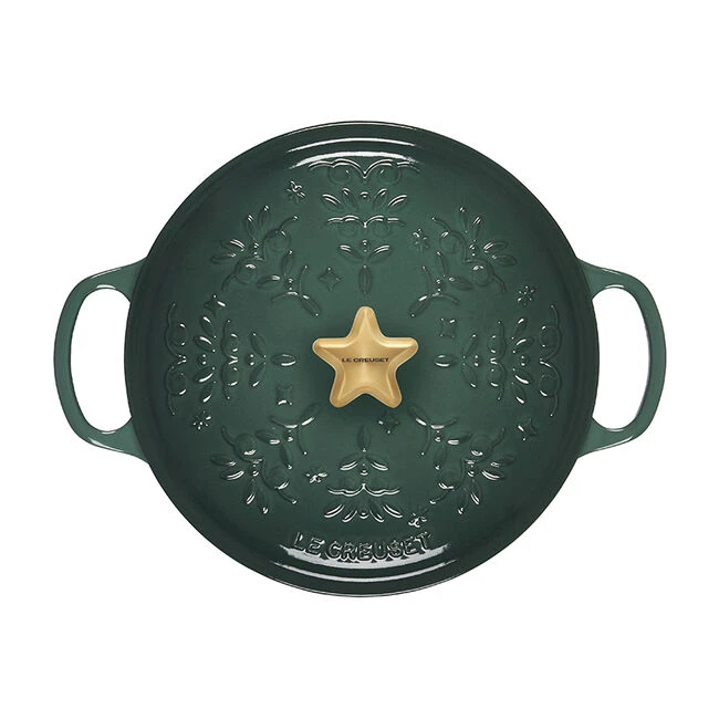 Le Creuset Noël Collection Holiday Tree Round Dutch Oven 4 Le Creuset Noël Collection Holiday Tree Round Dutch Oven - Image 4