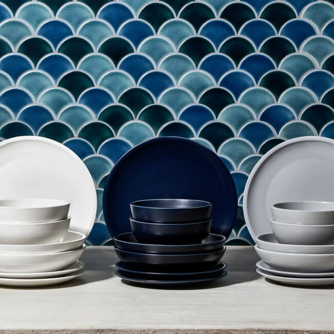 Le Creuset Oslo Salad Plates, Set Of 4 2 Le Creuset Oslo Salad Plates, Set Of 4 - Image 2