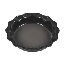 Le Creuset Heritage Pie Dish 24 Le Creuset Heritage Pie Dish -Le Creuset RS17237 PG1955 237F 1 lpr