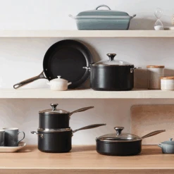 Le Creuset Toughened Nonstick PRO Saute Pan 11 Le Creuset Toughened Nonstick PRO Saute Pan -Le Creuset RS9200 Spring20201920Shelf 1008 lpr.jpg