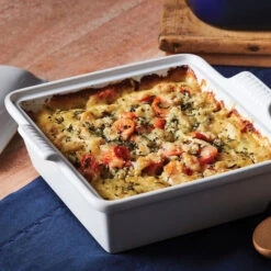 Le Creuset Heritage Square Casserole 9 Le Creuset Heritage Square Casserole -Le Creuset RS9220 RS8884 180820 LeCreuset SideDish 1891 lpr
