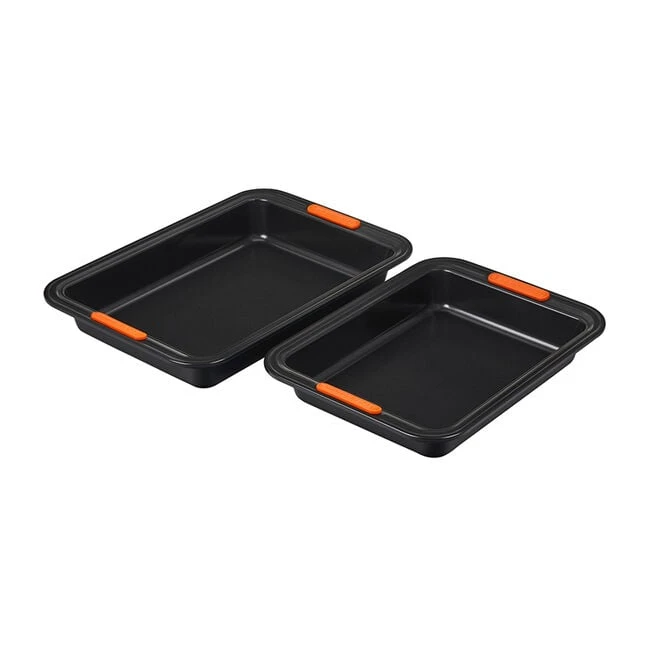 Le Creuset Cake Pans, Set Of 2 2 Le Creuset Cake Pans, Set Of 2 - Image 2