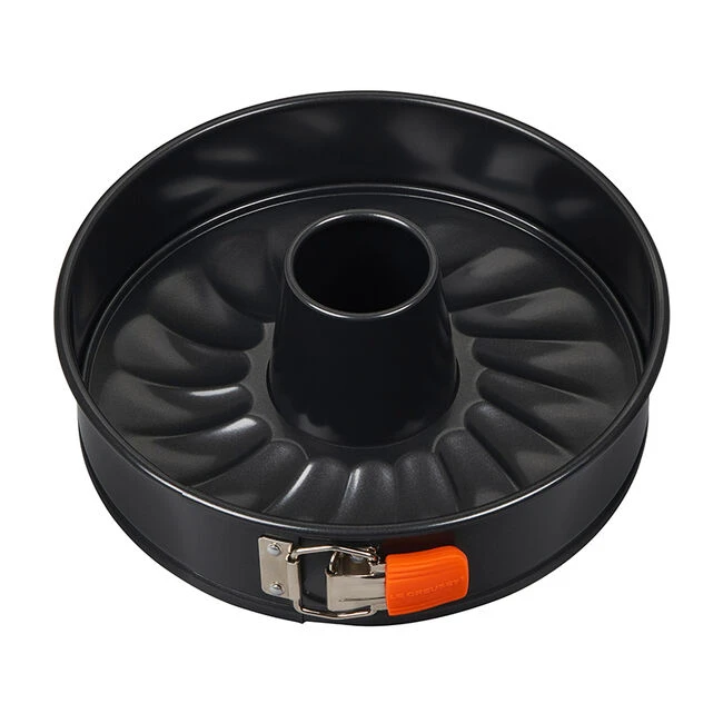 Le Creuset Fluted Springform Pan With Funnel 1 Le Creuset Fluted Springform Pan With Funnel