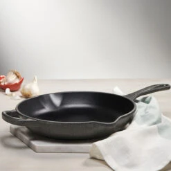 Le Creuset Signature Skillet 31 Le Creuset Signature Skillet -Le Creuset Sig Saucepan Mid Grey Gallery
