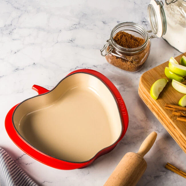Le Creuset Enameled Cast Iron Apple Baker 2 Le Creuset Enameled Cast Iron Apple Baker - Image 2