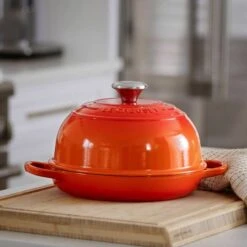 Le Creuset Bread Oven 22 Le Creuset Bread Oven -Le Creuset bread oven video thb