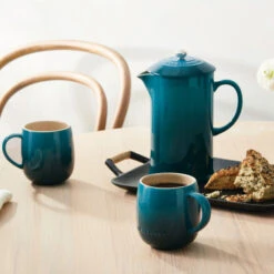 Le Creuset French Press 19 Le Creuset French Press -Le Creuset deep teal g9