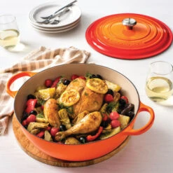 Le Creuset Signature Chef's Oven 13 Le Creuset Signature Chef's Oven -Le Creuset flame sig soup pot