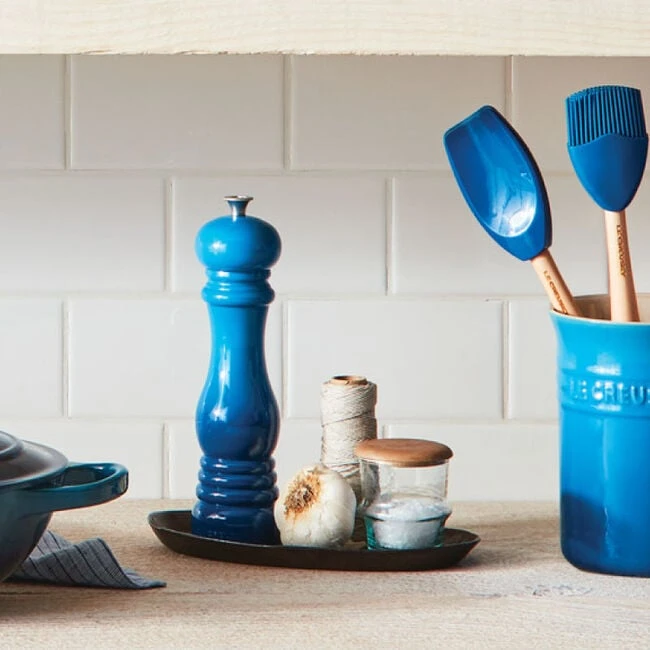 Le Creuset Salt Mill 3 Le Creuset Salt Mill - Image 3