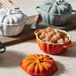 Le Creuset Pumpkin Mini Cocotte 14 Le Creuset Pumpkin Mini Cocotte -Le Creuset mini cocotte gallery2