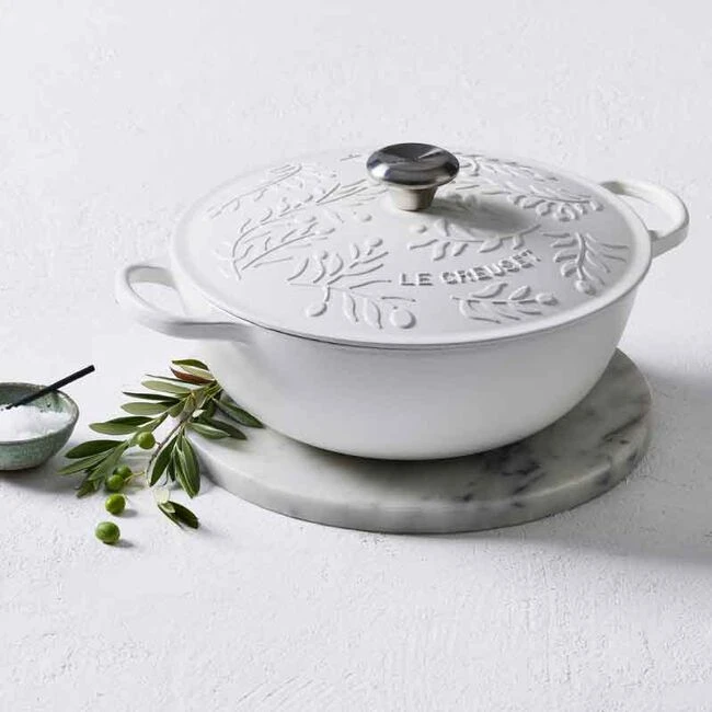 Le Creuset Olive Branch Collection Signature Chef's Oven 2 Le Creuset Olive Branch Collection Signature Chef's Oven - Image 2