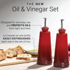 Le Creuset Signature Oil And Vinegar Set 10 Le Creuset Signature Oil And Vinegar Set -Le Creuset oil vinegar set g01