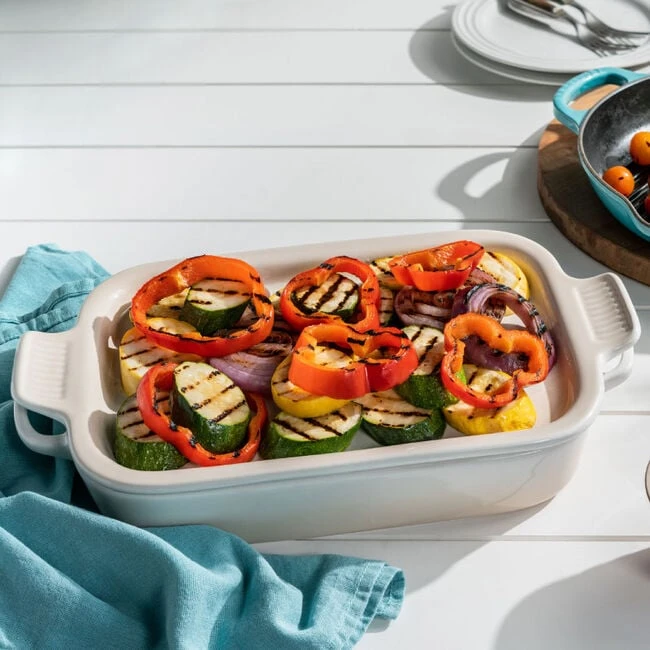 Le Creuset Rectangular Dish With Platter Lid 10 Le Creuset Rectangular Dish With Platter Lid - Image 10