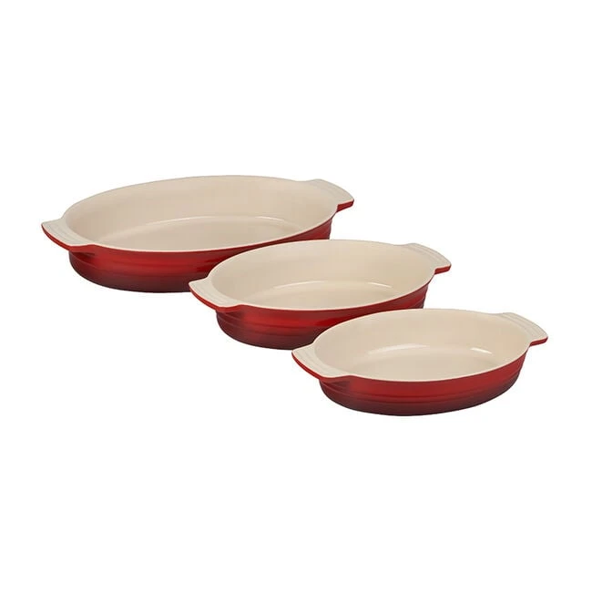 Le Creuset Classic 3-Piece Oval Baking Dish Set 2 Le Creuset Classic 3-Piece Oval Baking Dish Set - Image 2