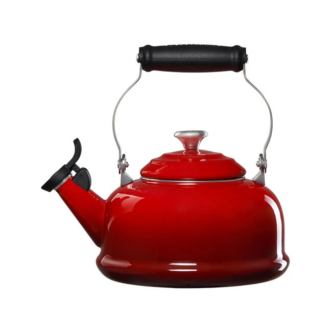 Le Creuset Classic Whistling Kettle 4 Le Creuset Classic Whistling Kettle - Image 4