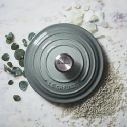 Le Creuset Round Dutch Oven 39 Le Creuset Round Dutch Oven -Le Creuset rdo gallery6