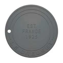 Le Creuset Silicone Trivet 9 Le Creuset Silicone Trivet -Le Creuset rs19152 fb506 7f lpr