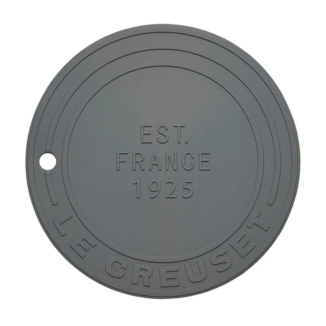 Le Creuset Silicone Trivet 4 Le Creuset Silicone Trivet - Image 4
