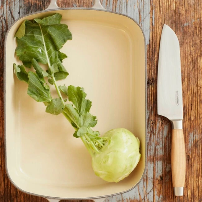 Le Creuset Santoku Knife 3 Le Creuset Santoku Knife - Image 3