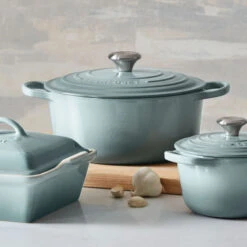 Le Creuset Round Dutch Oven 29 Le Creuset Round Dutch Oven -Le Creuset sea salt rdo grouping1