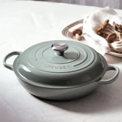 Le Creuset Braiser 27 Le Creuset Braiser -Le Creuset seasalt braiser g01