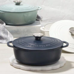 Le Creuset Shallow Round Oven 9 Le Creuset Shallow Round Oven -Le Creuset shallow rdo g3