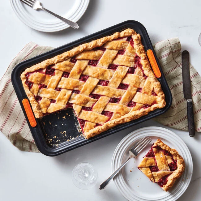 Le Creuset Sheet Pan 2 Le Creuset Sheet Pan - Image 2