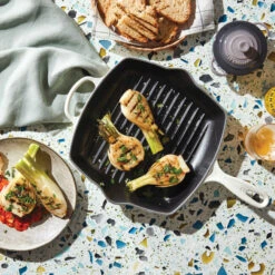 Le Creuset Signature Square Skillet Grill 16 Le Creuset Signature Square Skillet Grill -Le Creuset square skillet grill g1