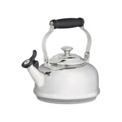 Le Creuset Stainless Steel Classic Whistling Kettle