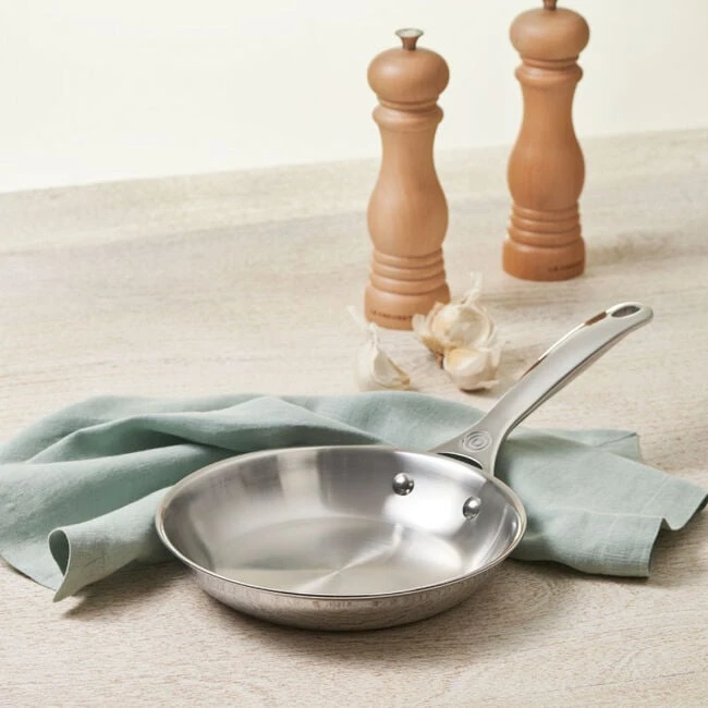 Le Creuset Stainless Steel Fry Pan 5 Le Creuset Stainless Steel Fry Pan - Image 5