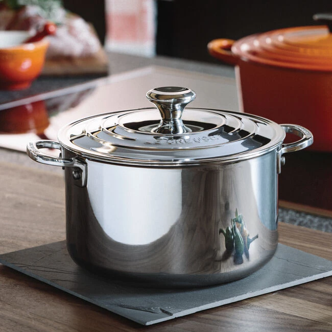 Le Creuset Signature Stainless Steel Stockpot 6 Le Creuset Signature Stainless Steel Stockpot - Image 6