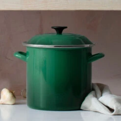 Le Creuset Stockpot 30 Le Creuset Stockpot -Le Creuset stockpot g04