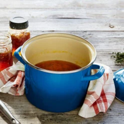 Le Creuset Stockpot 37 Le Creuset Stockpot -Le Creuset stockpot marseille