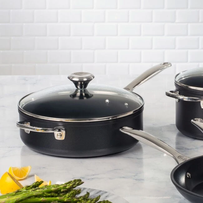 Le Creuset Toughened Nonstick PRO Saute Pan 2 Le Creuset Toughened Nonstick PRO Saute Pan - Image 2