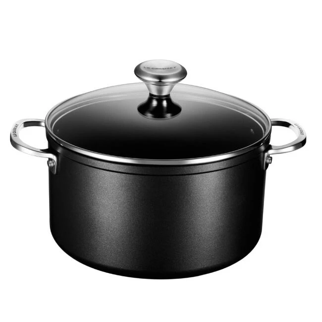Le Creuset Toughened Nonstick PRO Stockpot 1 Le Creuset Toughened Nonstick PRO Stockpot