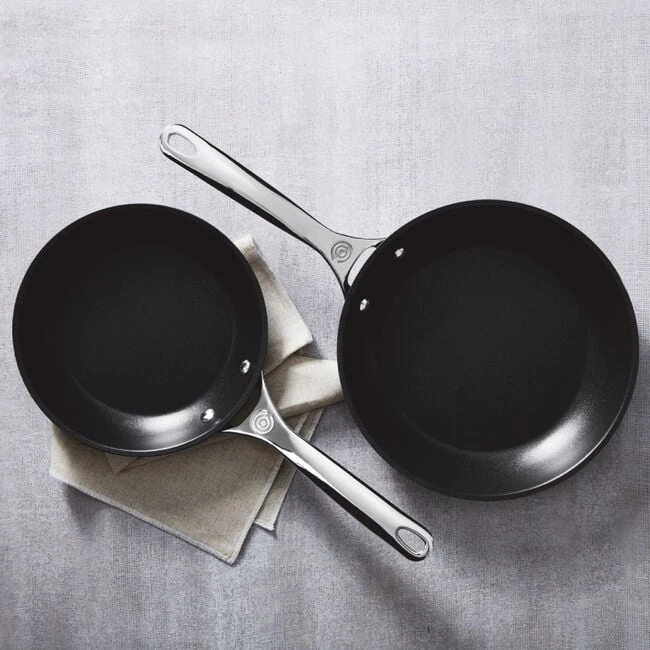 Le Creuset Toughened Nonstick PRO 2-Piece Fry Pan Set 2 Le Creuset Toughened Nonstick PRO 2-Piece Fry Pan Set - Image 2